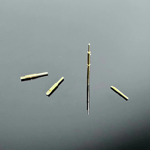 Pin del connettore Pin maschio e femmina del filo di saldatura