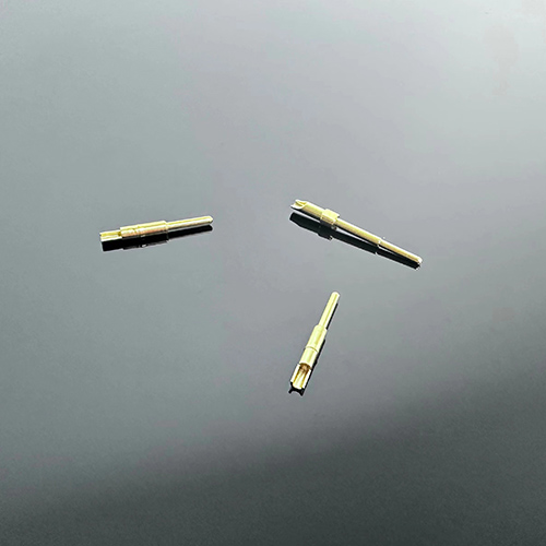 Pin del connettore Pin maschio e femmina del filo di saldatura